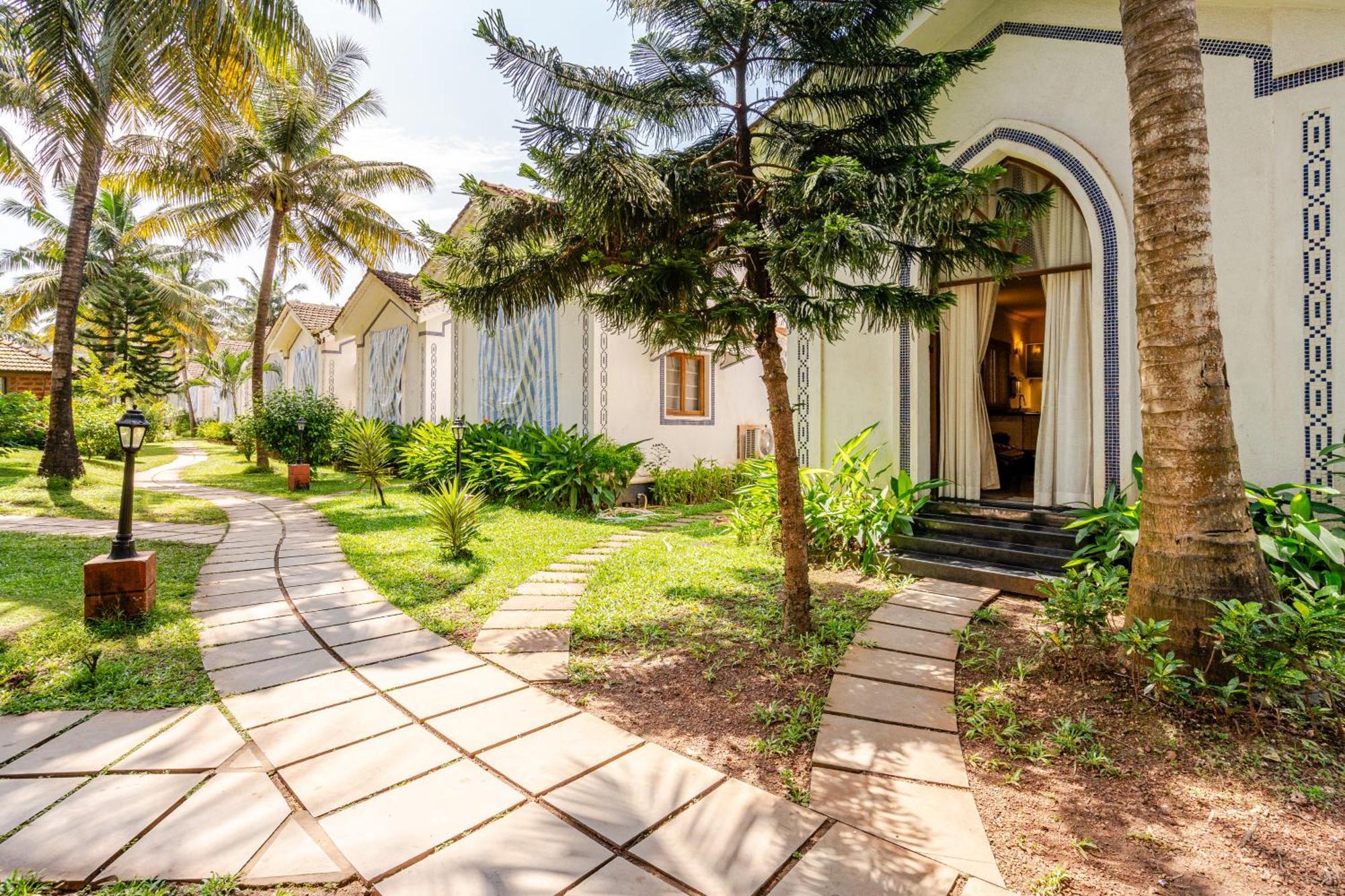 Susegad Suites Arpora Apartments & Villas With Reserved Parking Exterior foto
